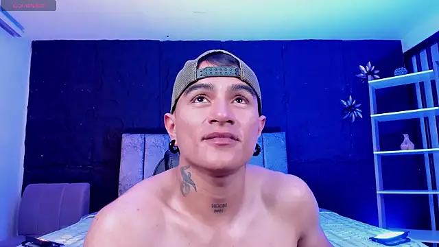 LiamDeep webcam