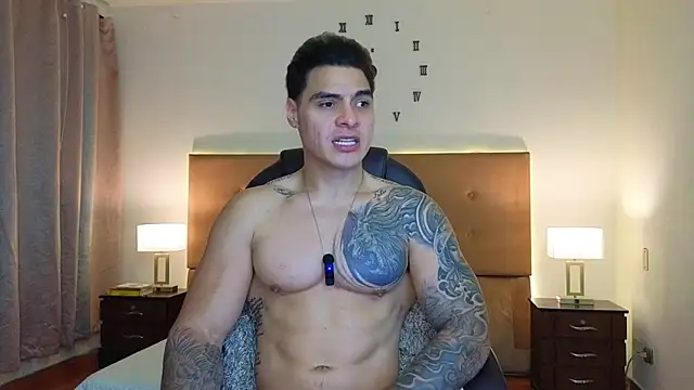 Steven_Velez