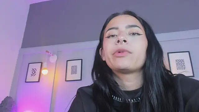 Ivyy_sweet_ webcam