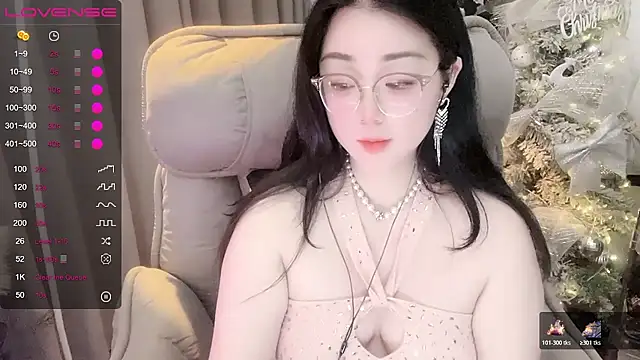 Monica-666888- webcam