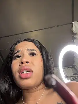 EmmaExoticaXXX webcam