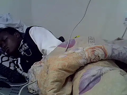Sweet_Cherry17 webcam