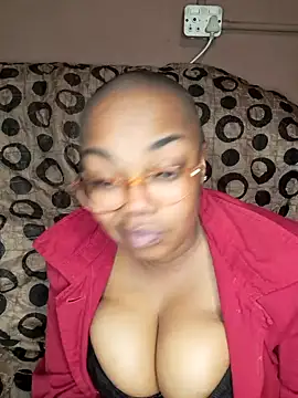 MisteryGirlBusty