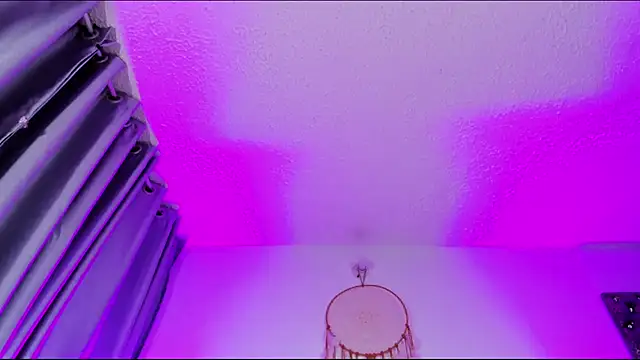 Deni_rose webcam