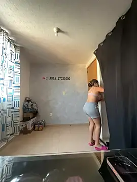 Charlyy1703 webcam