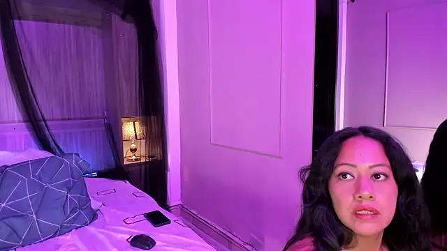 AllieBennet webcam