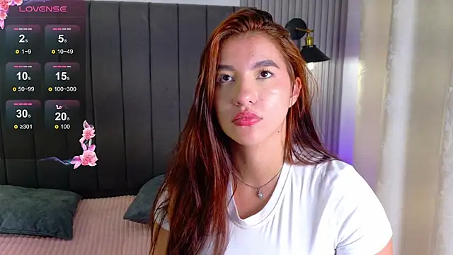 Victoria_Rous webcam