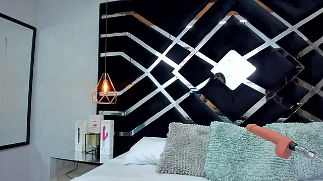 SiennaBel webcam