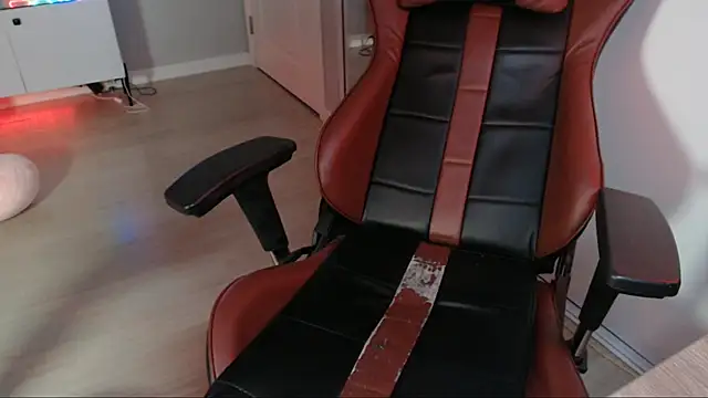 solitudebby webcam
