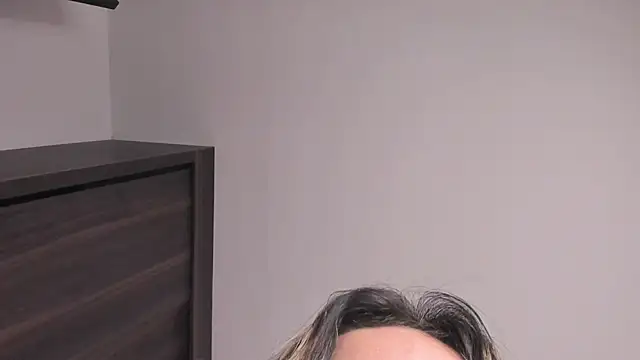 miaapril webcam