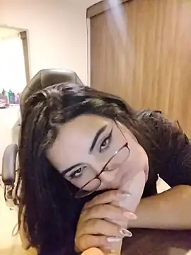 Roxxy_Sade webcam