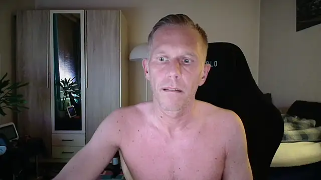 slaveboy2016@xh