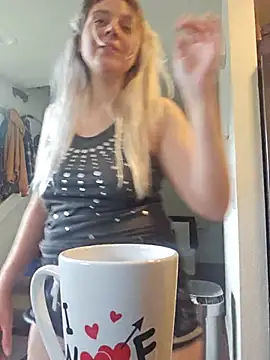 ScarletCallings_420 webcam