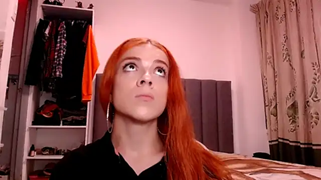 saara_johnson496 webcam
