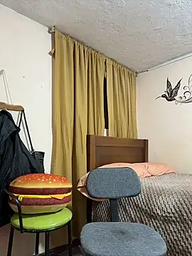 latinfemale webcam