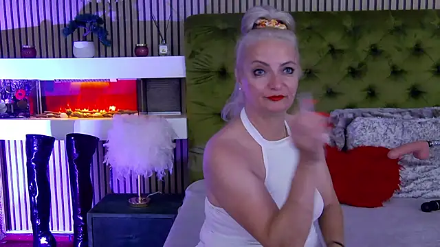 LadyTouch webcam