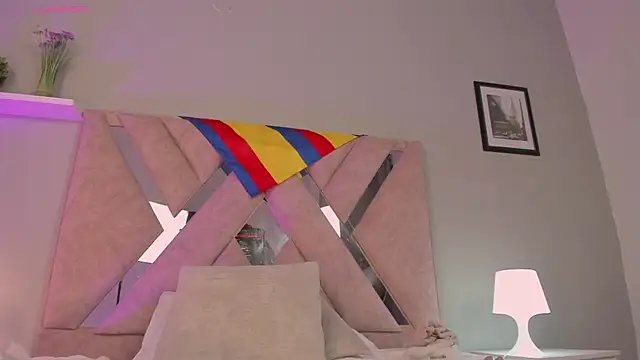 Eva-Millss webcam