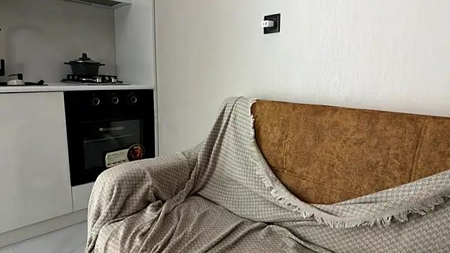Blonde88888 webcam