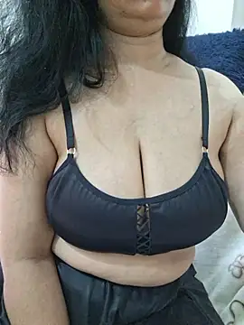 Jassi_Does webcam