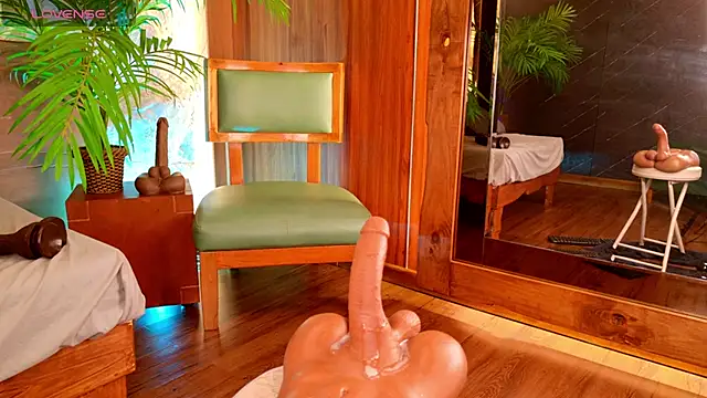 alisonn_moon webcam
