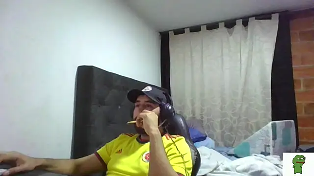coolfriki webcam