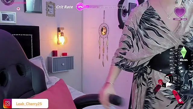 Leah_cherry webcam