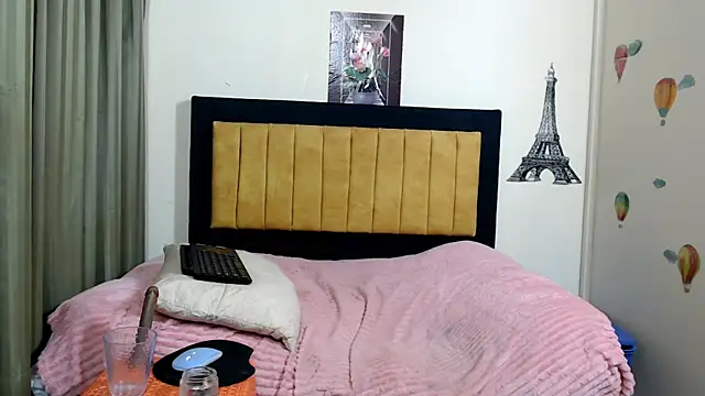 ANDRYXS100 live cam on StripChat