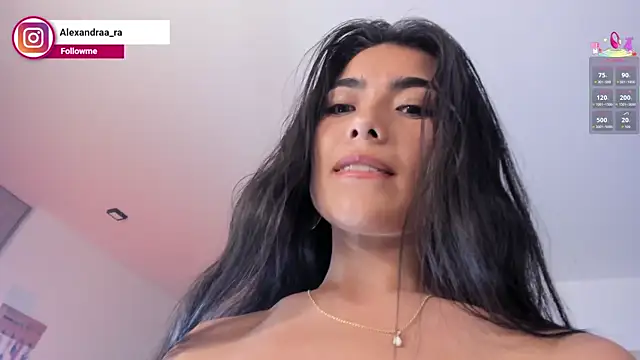 Alexandra_ra webcam