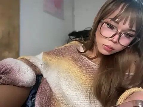 ursweetmolly (T teen) - BE MY HUSBAND AND MAKE ME CUM