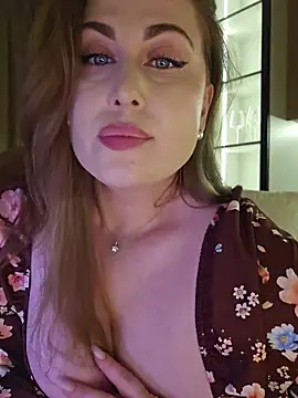 Miss_Magic_Eyes_