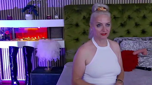 LadyTouch webcam