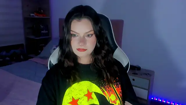 OphelianaRose33 webcam