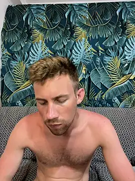 -DARKWHITE- webcam