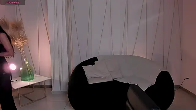 AmaliaCrus webcam