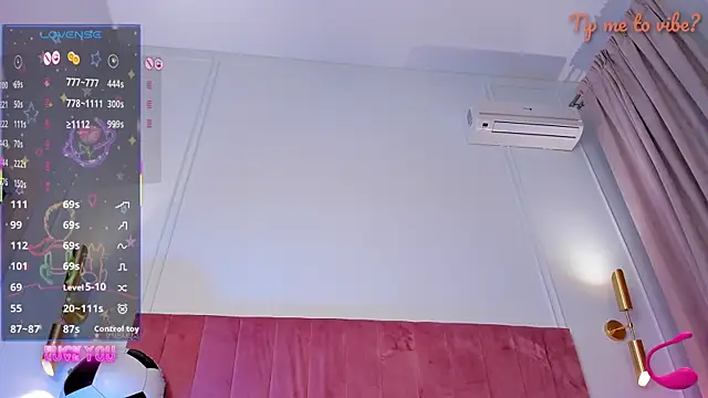 Mayzzie webcam