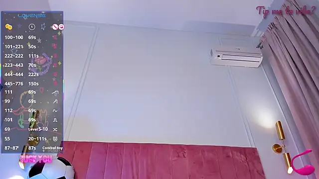 Mayzzie webcam