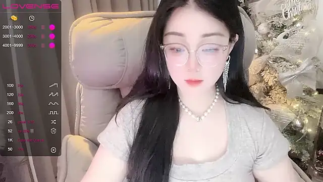 Monica-666888- webcam