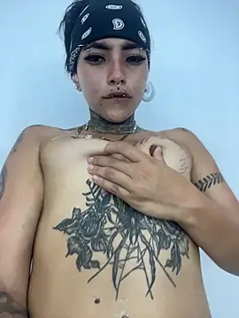 TattooraXXX webcam
