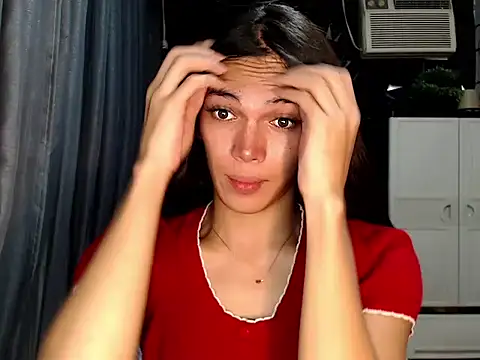GORGEOUS_CARMEE webcam