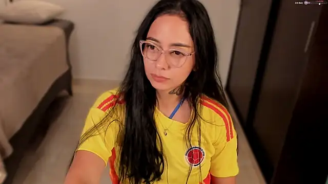 MiissCanela webcam