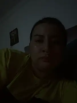 Abril_Luv webcam