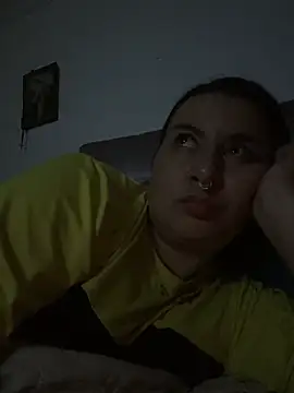 Abril_Luv webcam
