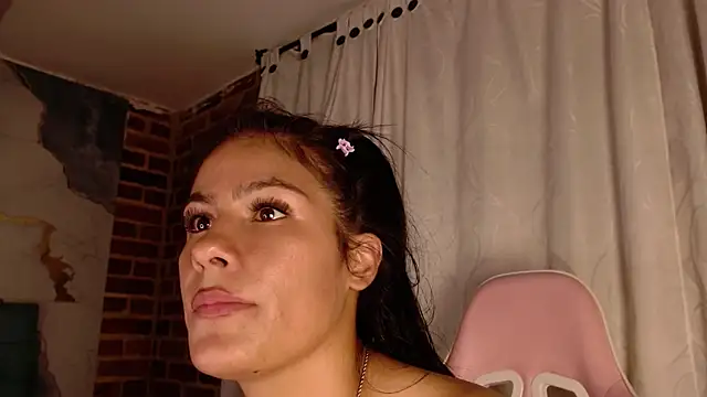 ailyngg webcam