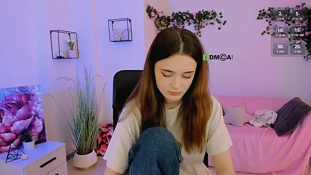 liana_kisses webcam