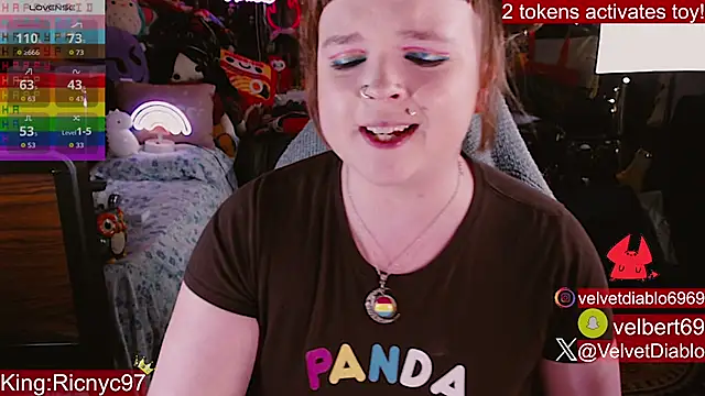 VelvetDiablo webcam