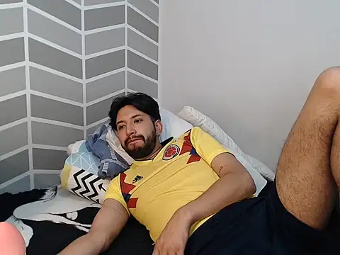 thomass1018 webcam