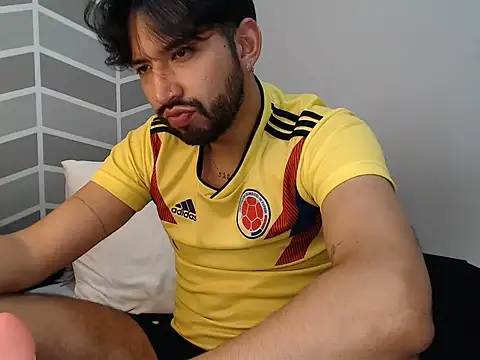 thomass1018 webcam