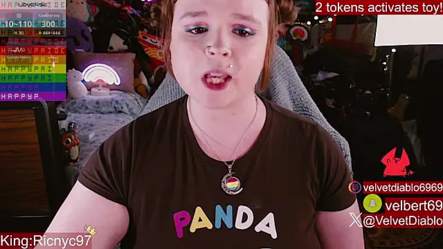 VelvetDiablo webcam