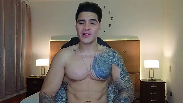 Steven_Velez live cam on StripChat