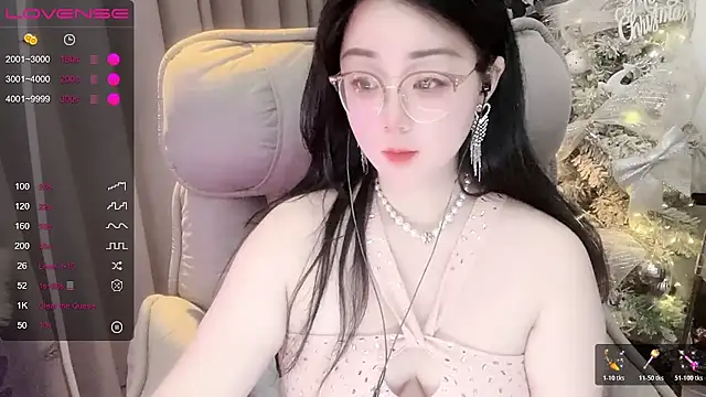 Monica-666888- webcam